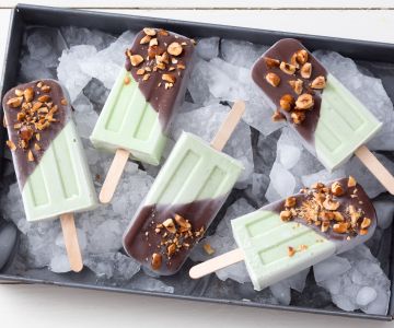 Avocado and chocolate popsicles